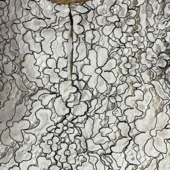 H&M Lace Blouse - Picture 6 of 6